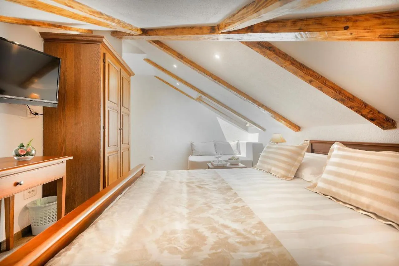 Villa Trau D'Oro 4*, Trogir Croatia